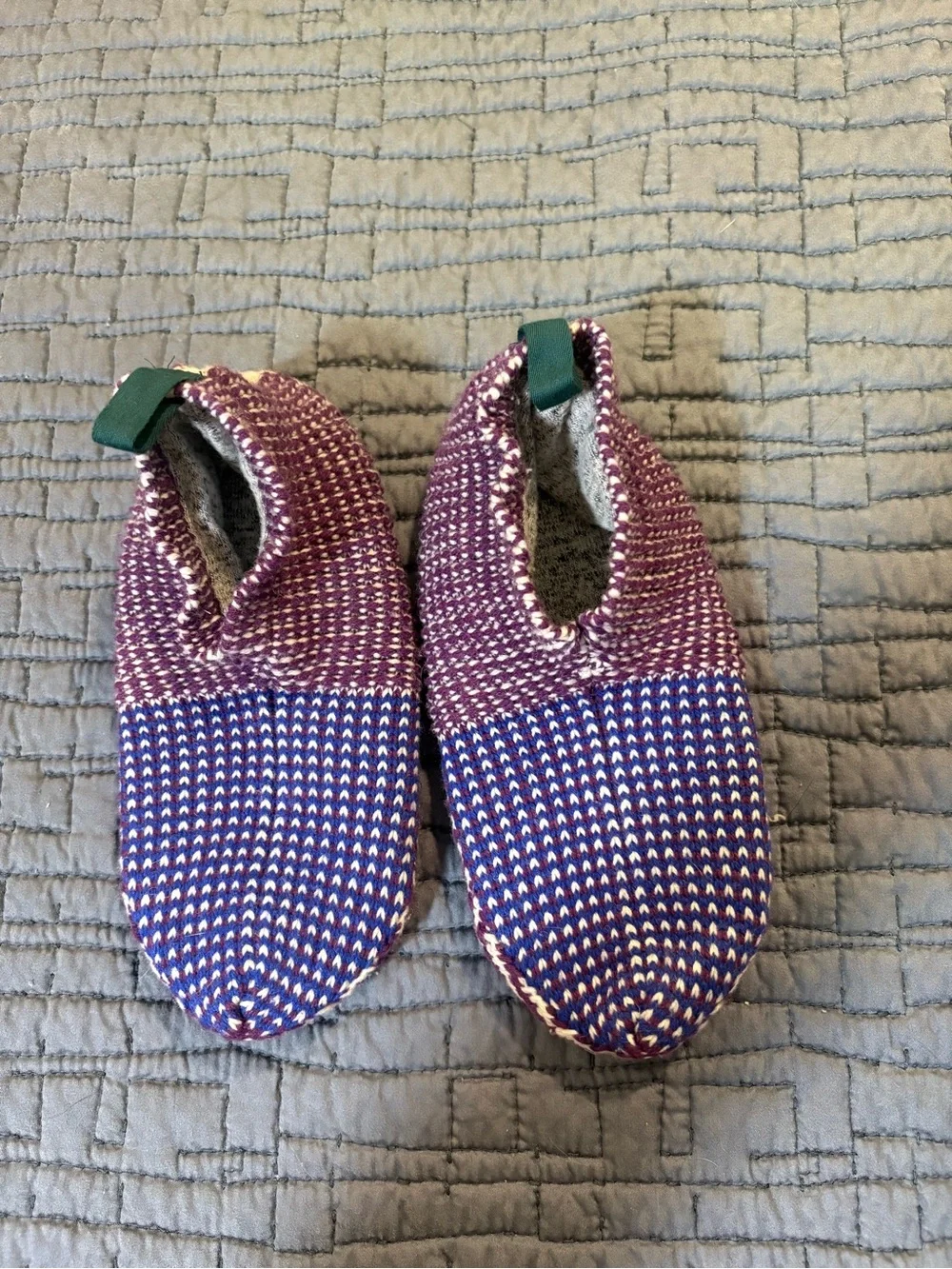 Bombas Youth Gripper Slippers